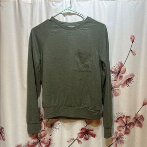 NORTH FACE • Women’s XS Green Long Sleeved Top
